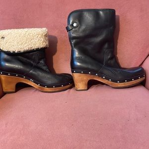 UGG Australia Lynnea sheepskin winter boots women’s size 8 EUR 39 black leather